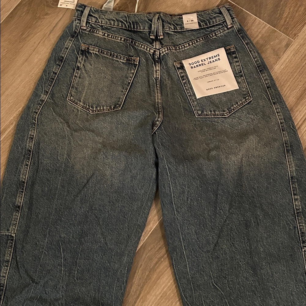 BRAND NEW Good American good extreme barrel Jeans size 6 NWT!👖🎁 - Picture 12 of 15